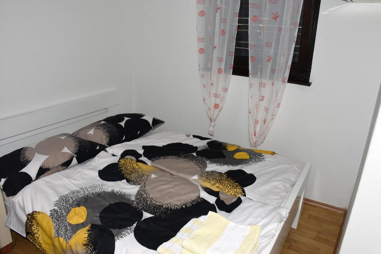 Cosy Studio With A Terrace And A Sea View Ravni Zewnętrze zdjęcie